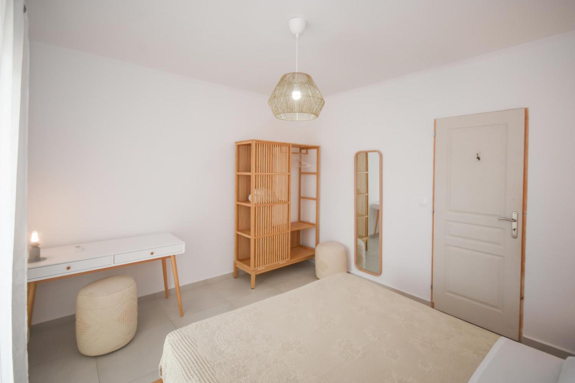 Elia Apartments Фаласарна Экстерьер фото