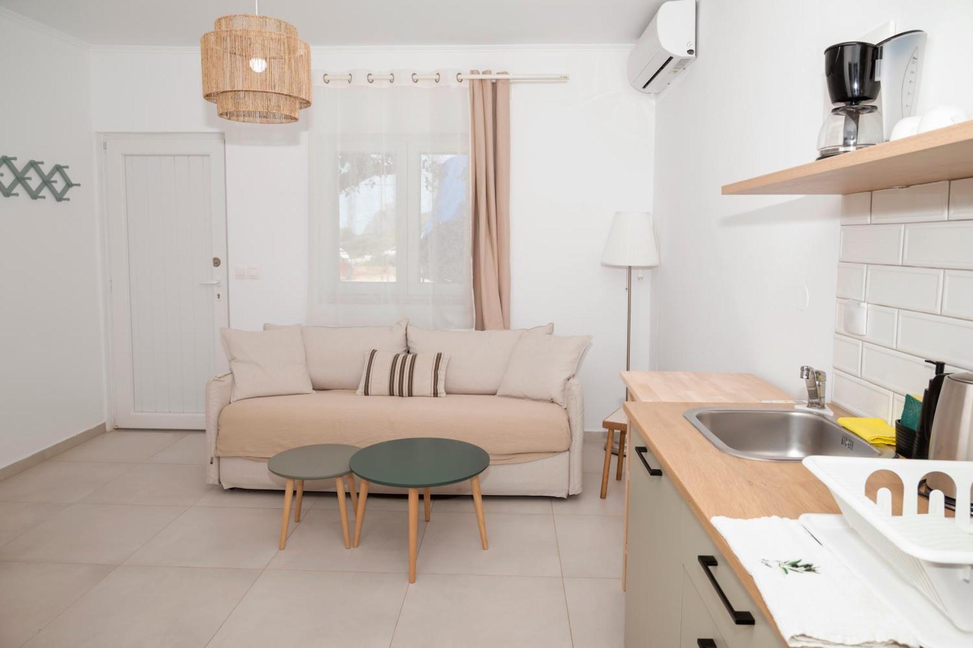 Elia Apartments Фаласарна Экстерьер фото